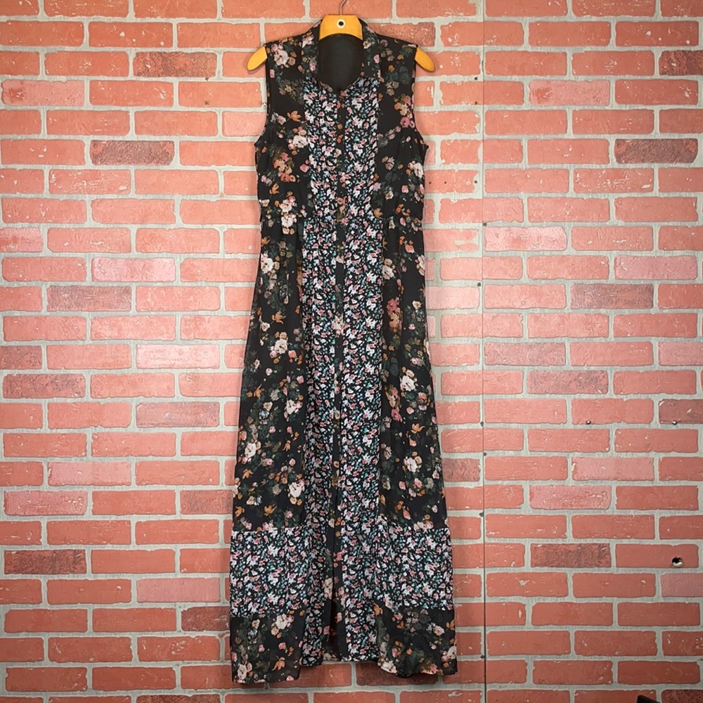 Sleeveless Black Floral Maxi Dress - Elegant Vintage-Inspired